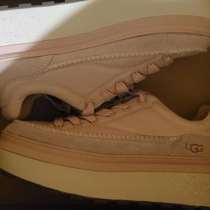 Ugg platform light pink sneakers